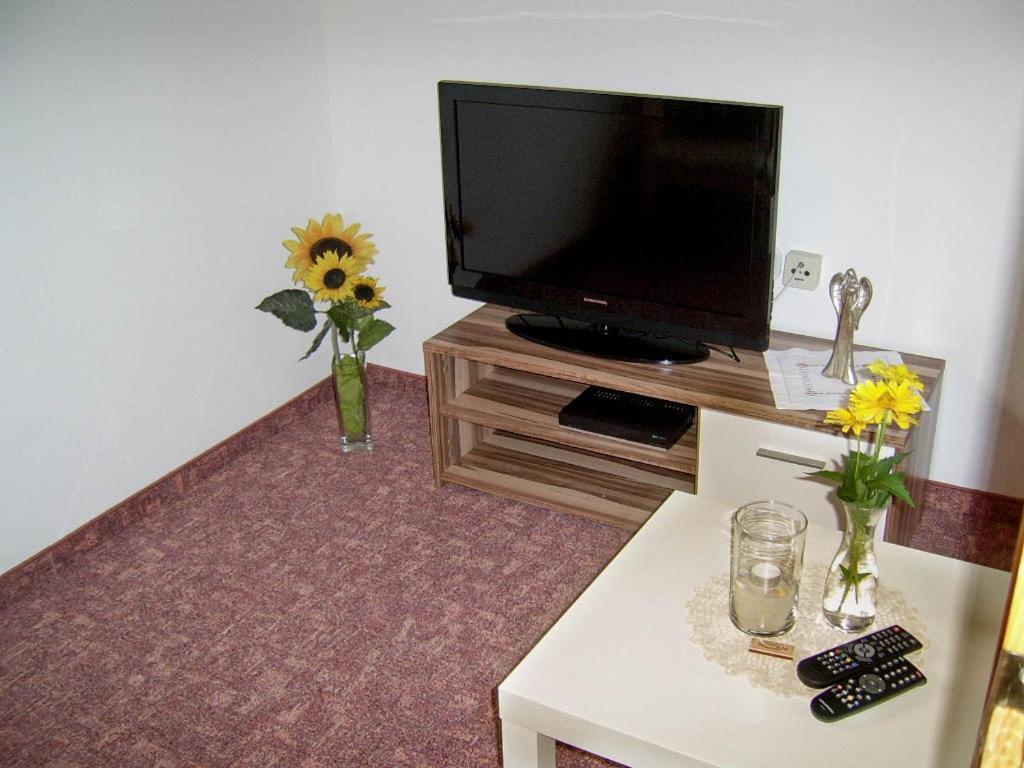 Haus Wendelin Apartment Fulpmes Luaran gambar